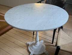 byarum cafébord med marmors...