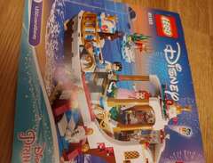 LEGO Disney Ariels kungliga...
