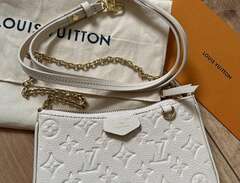 Louis Vuitton easy strap on...