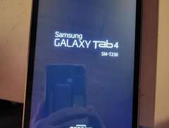 Samsung Galaxy tab4 surfplatta