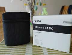 Sigma 30mm F1.4 DC HSM ART...