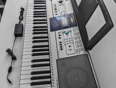 Keyboard Yamaha PSR-E323