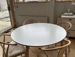 Ilva - matbord och stolar