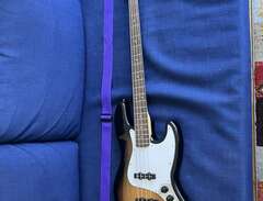 Squier Jazz Bass + Fender R...