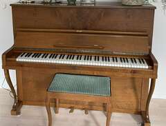 Piano Grotrian Steinweg 120
