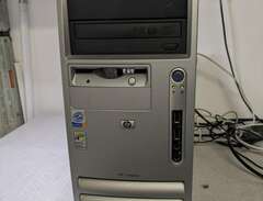Retro dator med Windows 98