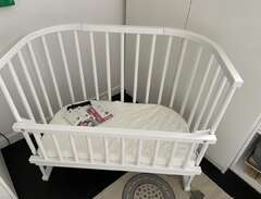 Babybay bedside crib/sidosä...