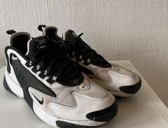 Nike sneakers strl 37
