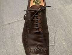 Derby sko från Crockett & J...