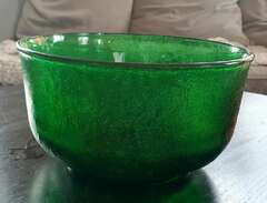 Grön stor glasskål dia 22 cm