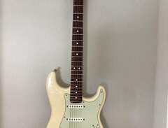 Fender Stratocaster Am Stan...