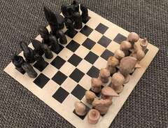 Unikt afrikanskt schackspel