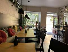 Mysigt café belägen i Haga/...