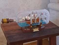 LEGO 92177 LEGO Ideas Flask...