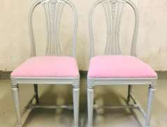 Ett par stolar gustaviansk...