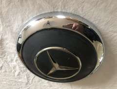 Mercedes Benz - Navkapsel