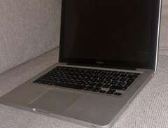 MacBook Pro [Adobe 2023+ Mi...