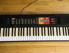 Yamaha keyboard F51