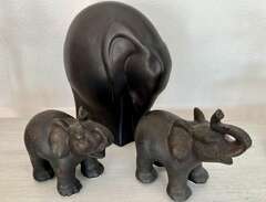 Elefanter, 3 i porslin, en...
