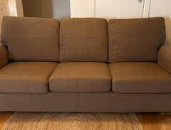Ängby brun soffa