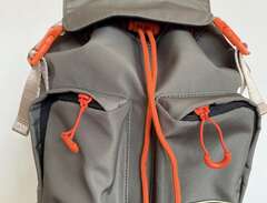 GANNI tech backpack - använ...