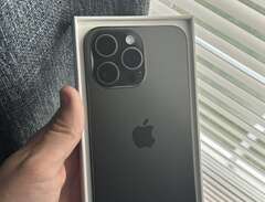 iPhone 15 pro svart