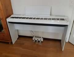 Yamaha digital piano P-125