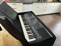 Yamaha keyboard/piano psr-e463