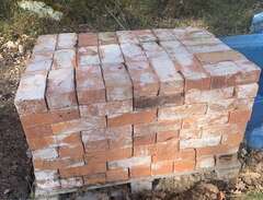 216 tegelstenar från murstock