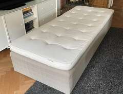 IKEA Säng, 80x200cm m bäddm...