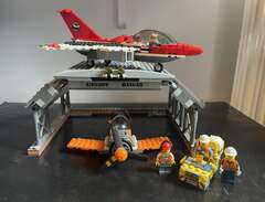 Lego Airshow Hangar