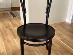 Thonet svart stol
