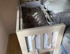 troll bedside crib