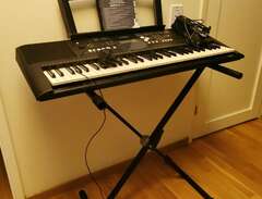 Elektroniskt piano (Yamaha...
