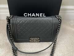Chanel Boy Bag medium grå