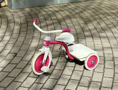 Fin rosa/vit trehjuling