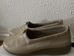 Nya skor , från Portugal, h...