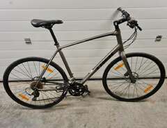 Cykel TREK FXS4 Aluminium o...