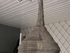 Pampig taklampa från Pr Hom...