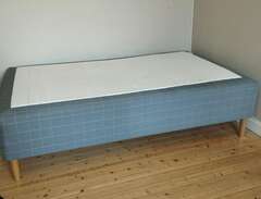 Säng 120 cm Ikea Skotterud