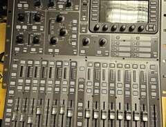 Behringer X32 Producer Mixer