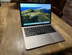 Apple MacBook Air 13” Retin...