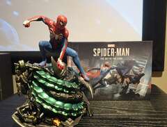 Marvels Spiderman Collector...