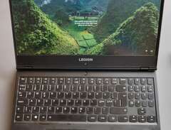 15,6" gaming laptop Lenovo...