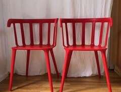 Två röda karmstolar IKEA PS...
