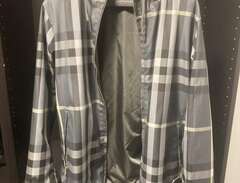 BURBERRY CHECKED REVERSIBLE...
