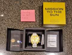 Swatch x Omega Mission to t...