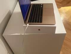 MacBook Air M1/8/256 13,3 R...