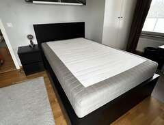 Ikea Malm säng 120 cm svart