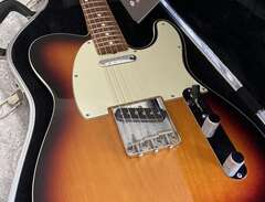 Fender Telecaster Custom AV...